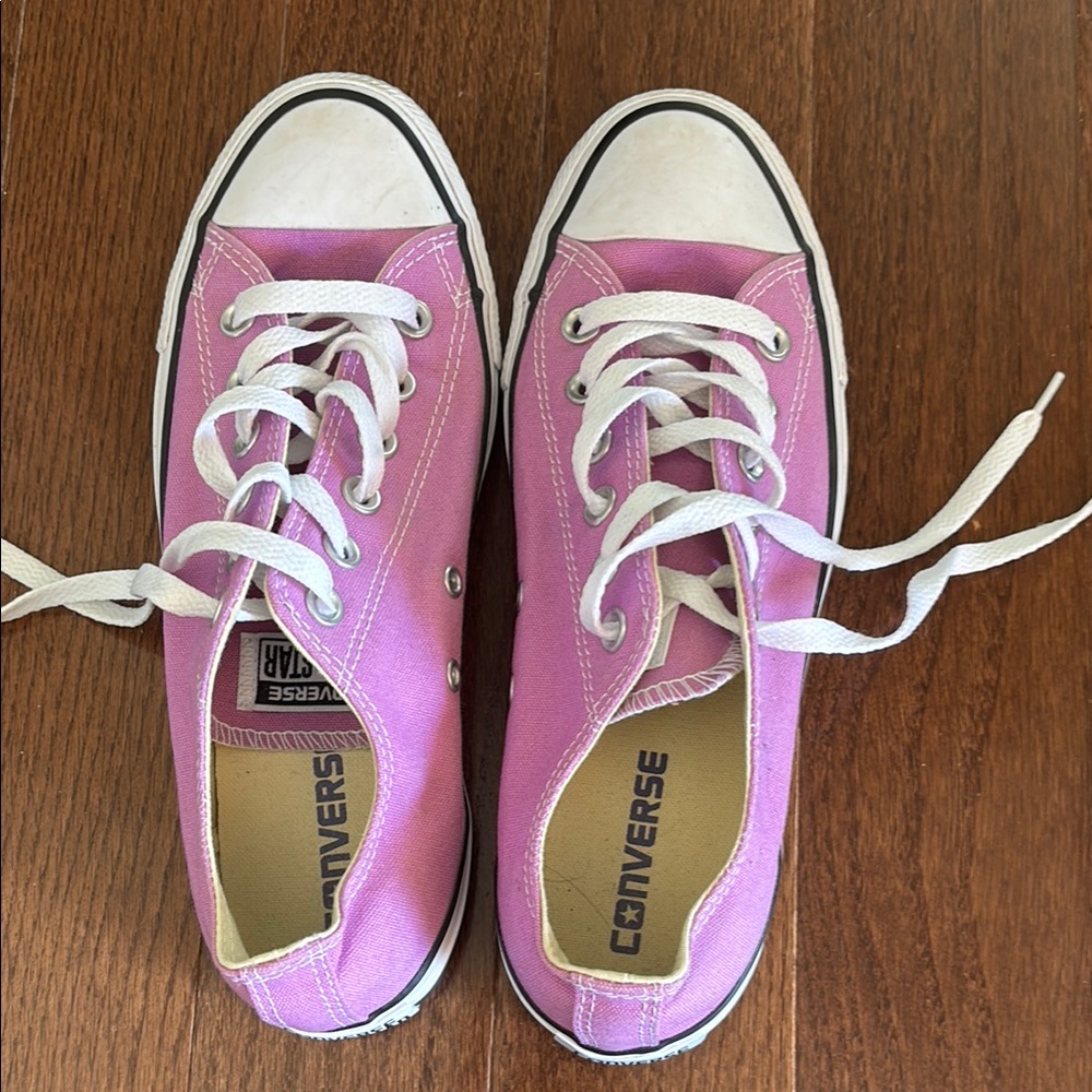Converse Women's Purple Canvas Sneakers